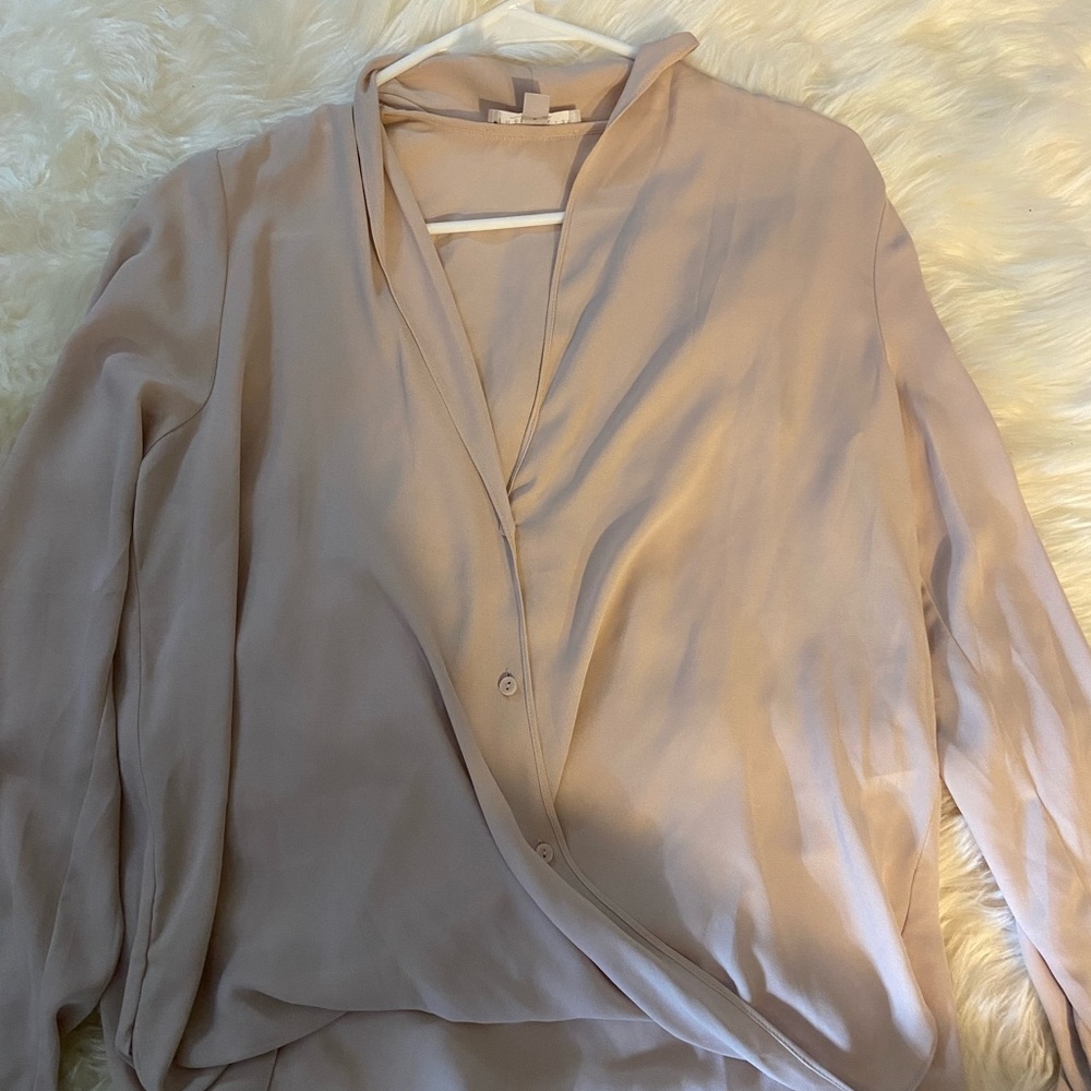 Never worn light pink top.